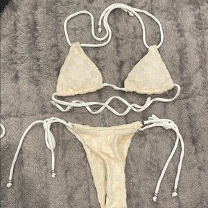 SHEIN Ivory Checkered Bikini Set